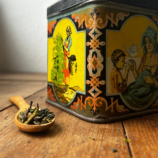 Itt az első fecske!